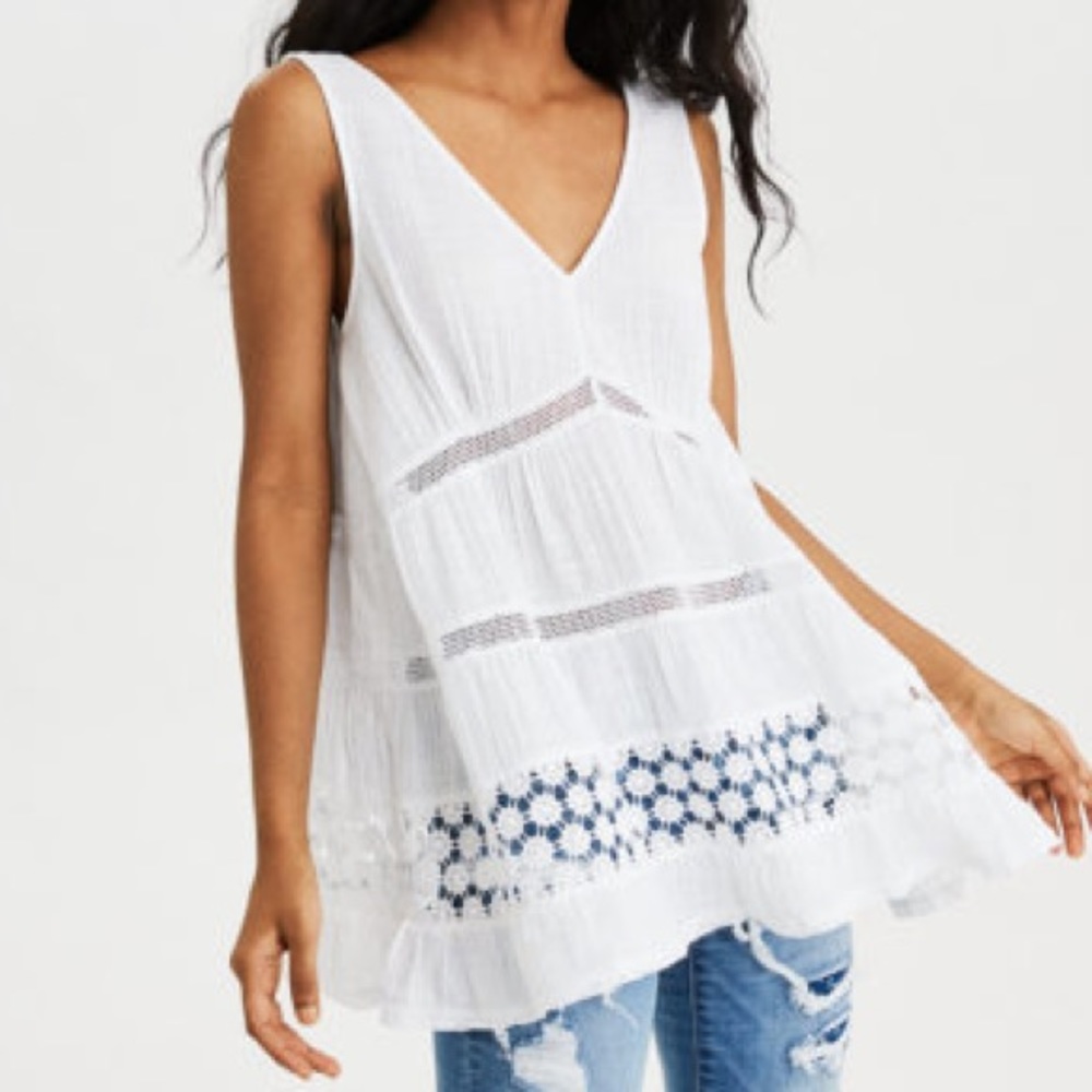 NWT American Eagle Lace Shell Top